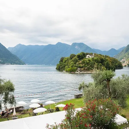 With Balcony And Private Parking *