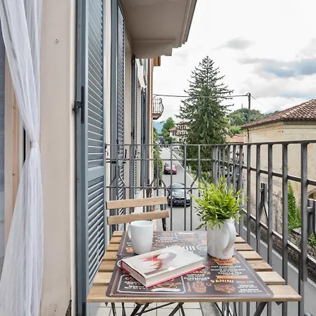 With Balcony And Private Parking *